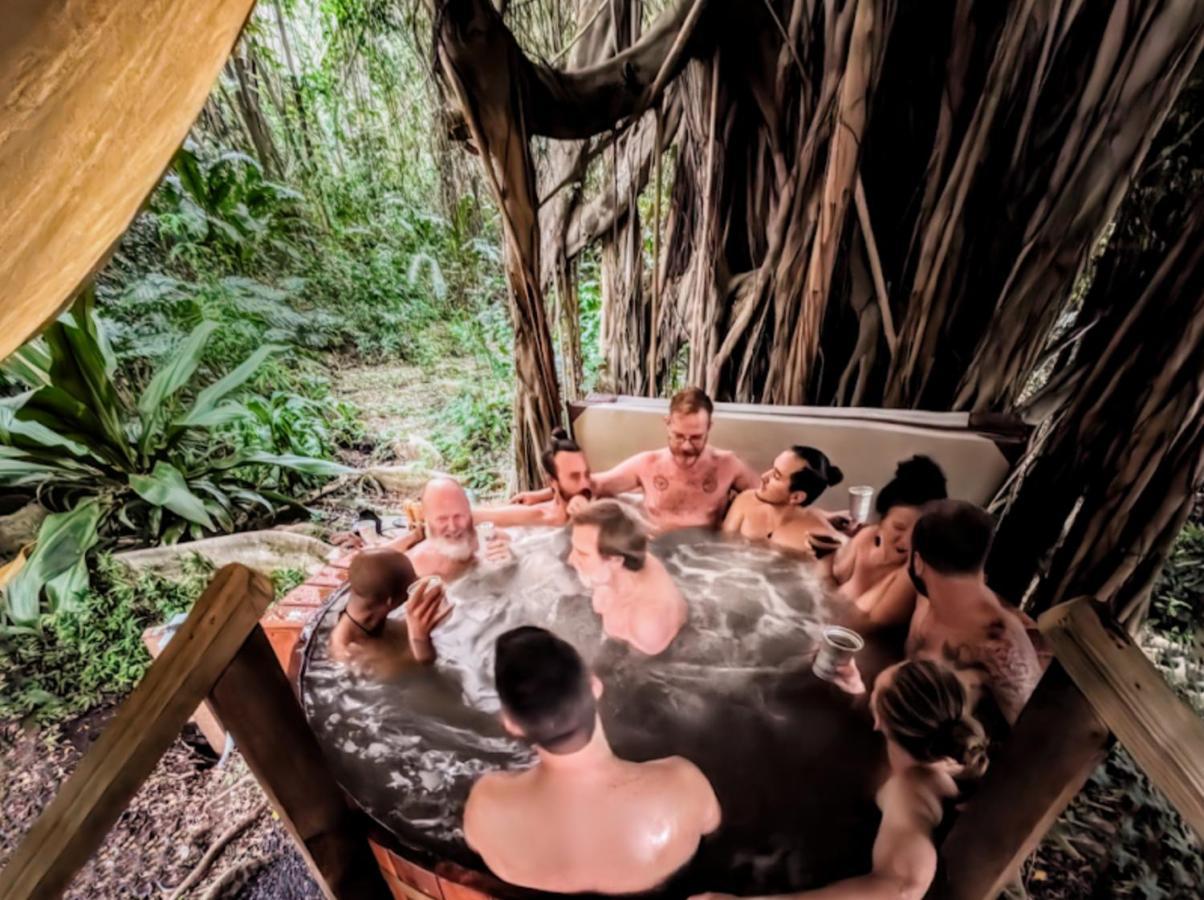 パホア Kehena Mauka Nui Club Lgbtqia+ Clothing Optional Bed & Breakfast エクステリア 写真