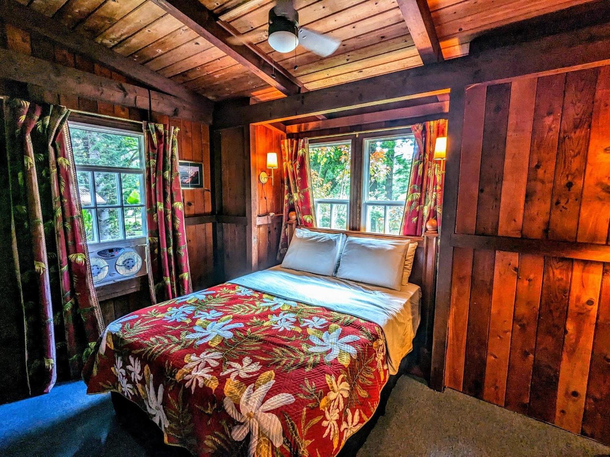 パホア Kehena Mauka Nui Club Lgbtqia+ Clothing Optional Bed & Breakfast エクステリア 写真