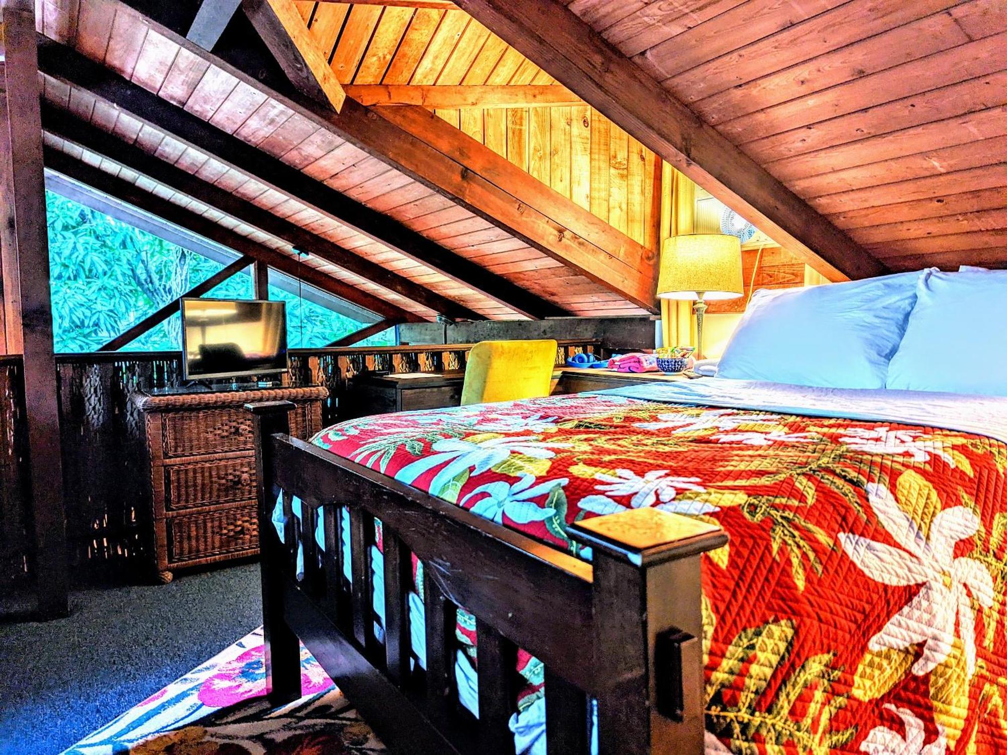 パホア Kehena Mauka Nui Club Lgbtqia+ Clothing Optional Bed & Breakfast エクステリア 写真
